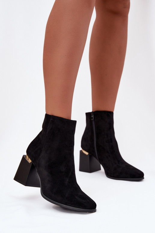 Pašiltinti moteriški aulinukai iš eko zomšos juodos spalvos Brivelle Pašiltinti moteriški aulinukai iš eko zomšos juodos spalvos Brivelle