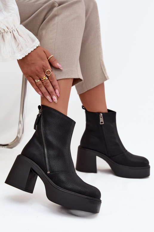   pašiltinti Moteriški aulinukai ir platforma Vinceza 66831 Juodos spalvos