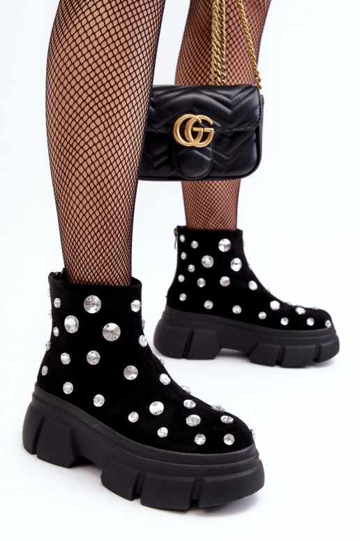 iš zomšos pašiltinti Aulinukai su spindinčiomis akutėmis D&A MR52-205 Juodos spalvos