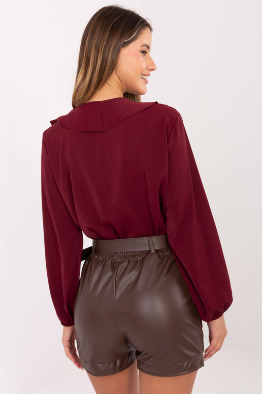 Rudos spalvos šortai