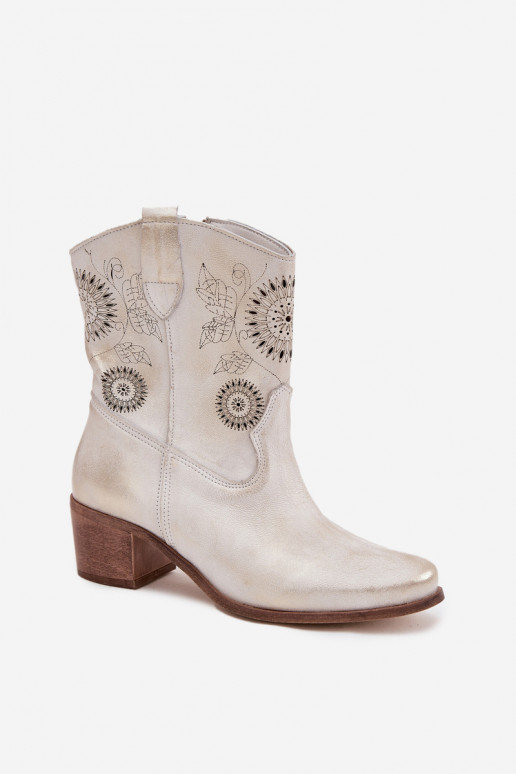 iš zomšos Aulinukai  su aužūro elementais su kulniukais Zazoo 3844 aukso spalvos Przecierany