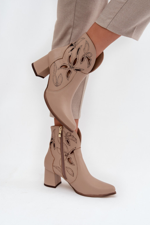   su aužūro elementais Moteriški aulinukai Zazoo 3647 dramblio kaulo spalvos