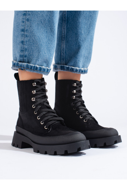 Juodos spalvos  iš zomšos batai