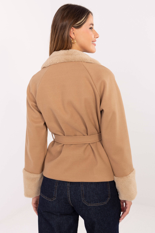 Striukė - kupranugario spalvos