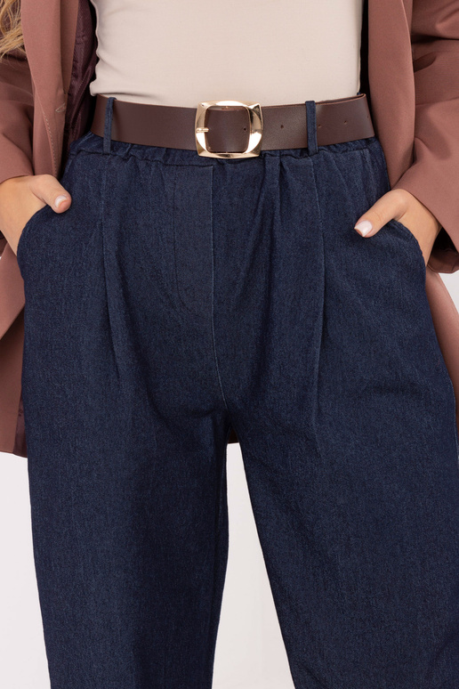 Tamsiai mėlynos kelnės