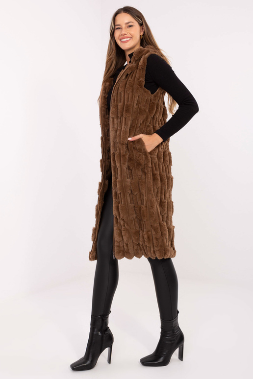 Tamsiai smėlinės spalvos liemenė