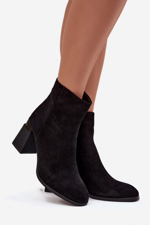 Moteriški aulinukai Z Naturalnego Zamszu su kulniukais pašiltinti D&A CR52-718 Juodos spalvos