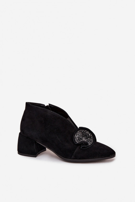   Zomšiniai batai  su kulniukais su ornamentais D&A MR52-182 Juodos spalvos