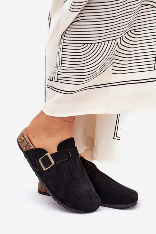 Šlepetės   i su platforma su sagtimis Juodos spalvos Selio