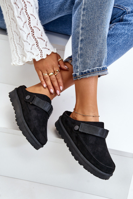  Šlepetės pašiltinti su kailiuku viduje su platforma Juodos spalvos Azida