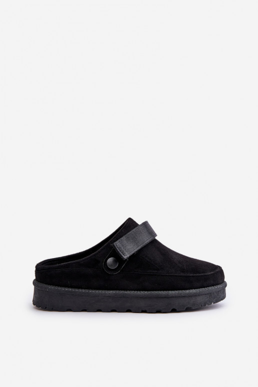  Šlepetės pašiltinti su kailiuku viduje su platforma Juodos spalvos Azida