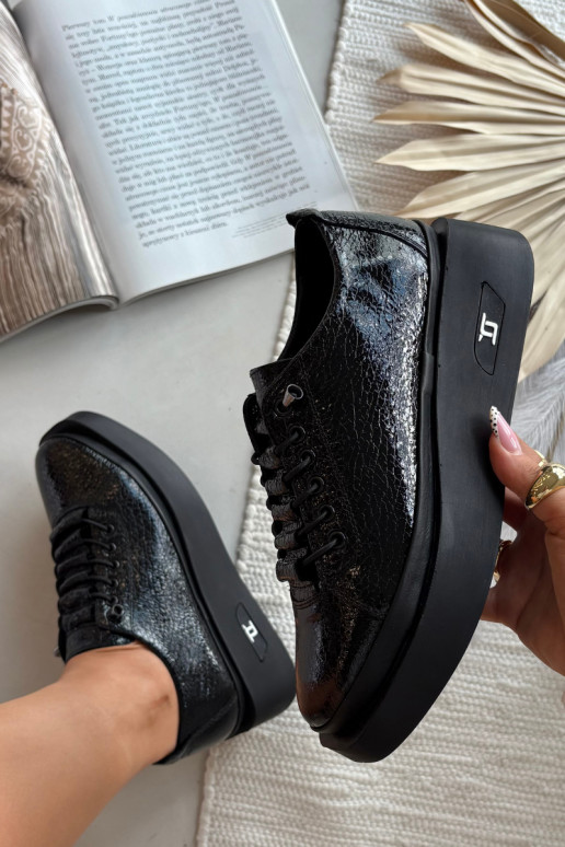 Lakuoti natūralios odos moteriški pusbačiai su platforma Artiker 57C2041, juodos spalvos