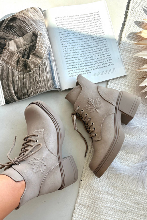 Moteriški natūralios odos aulinukai su kločkėmis, pašiltinti, Vinceza 39950 smėlio spalvos