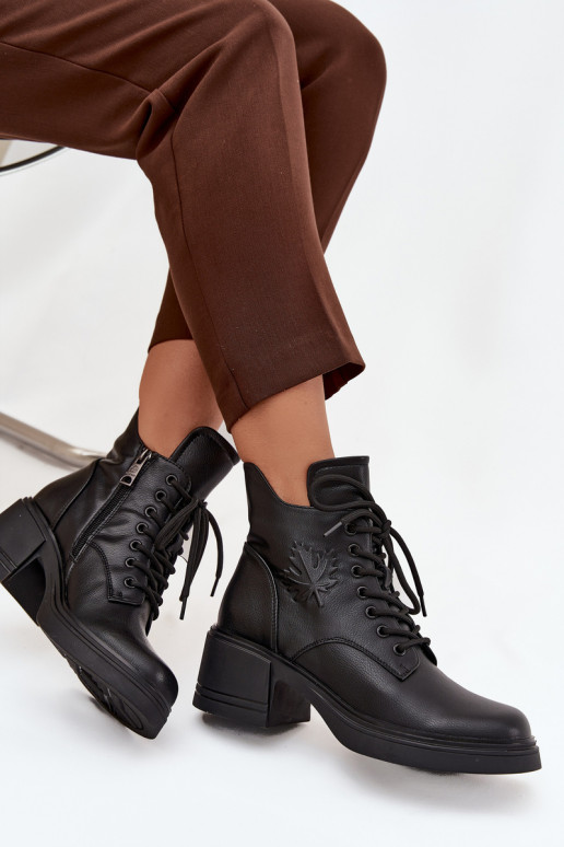 Moteriški natūralios odos aulinukai su kločkėmis, pašiltinti, Vinceza 39950 juodos spalvos