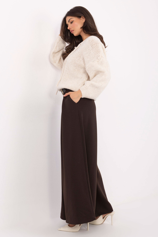 Tamsiai rudos kelnės