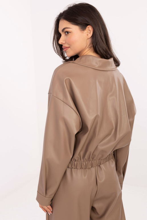 Tamsiai smėlinė striukė