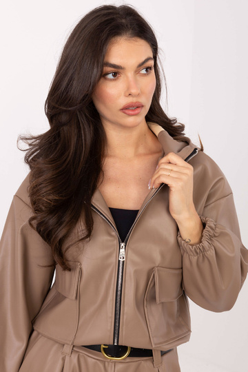 Striukė tamsiai smėlinė