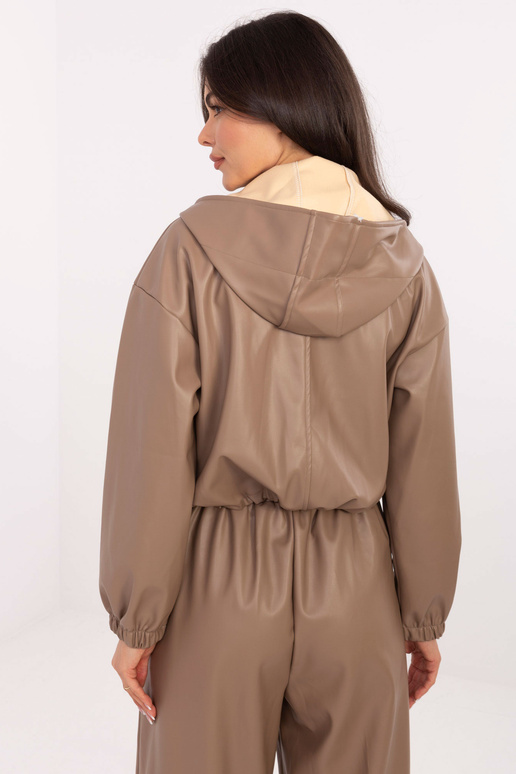 Striukė tamsiai smėlinė