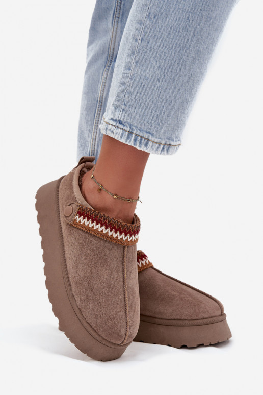 Sniego batai moteriški žemi su judančiais dirželiais ir siuvinėjimu, su platforma smėlio spalvos Lyrisse