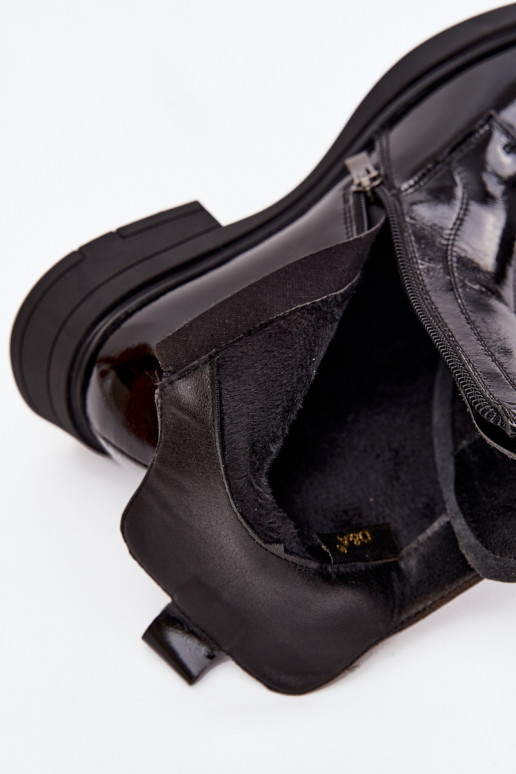 Moteriški lakiniai aulinukai iš dirbtinės odos D&A MR52-108 juodos spalvos