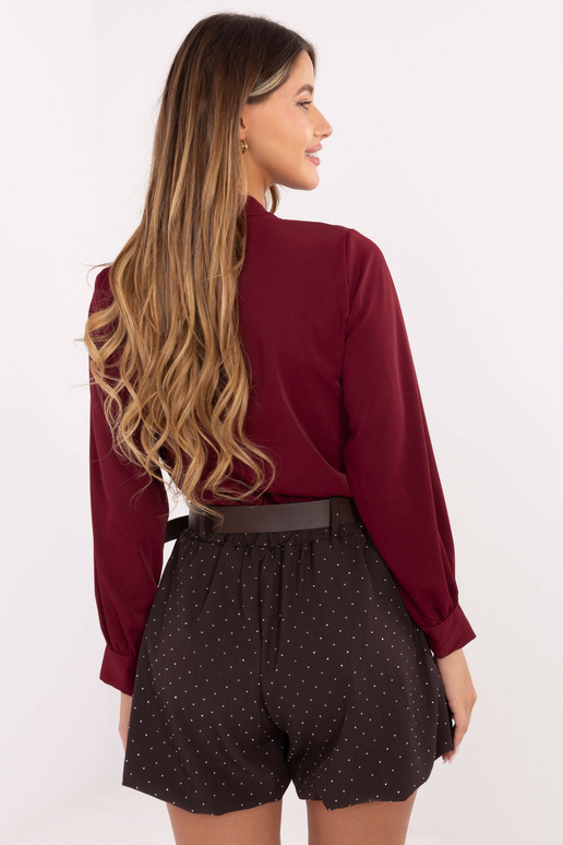 Trumpi šortai tamsiai rudi