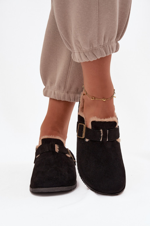 Šlepetės   pašiltinti su kailiuku viduje su sagtimis Juodos spalvos Sylisse