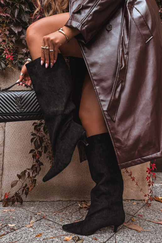 moteriški ilgaauliai batai su kulniukaissuiš eko zomšosu juodos spalvos Pheona