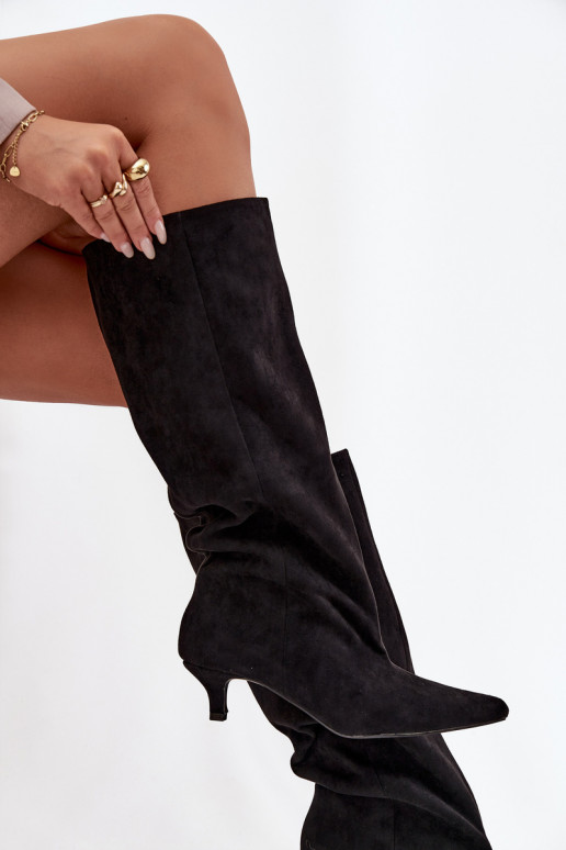 moteriški ilgaauliai batai su kulniukaissuiš eko zomšosu juodos spalvos Pheona