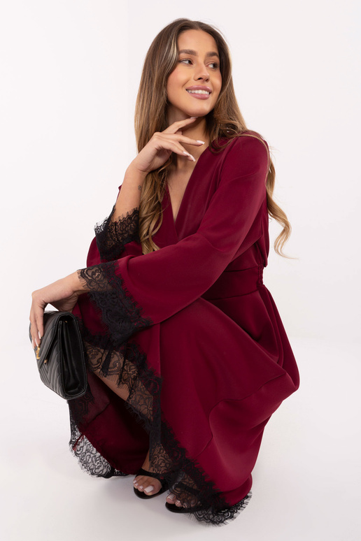 Suknelė bordo spalvos