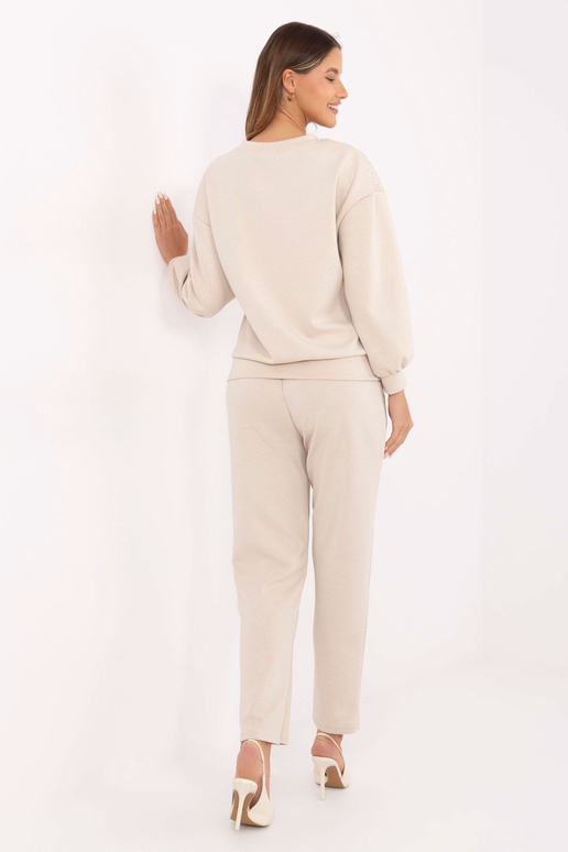 Komplektas IT šviesiai smėlio spalvos Komplektas IT šviesiai smėlio spalvos