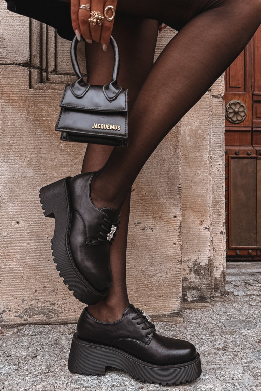 batai MoteriškassuPrzypinką Eko Oda juodos spalvos Laurea