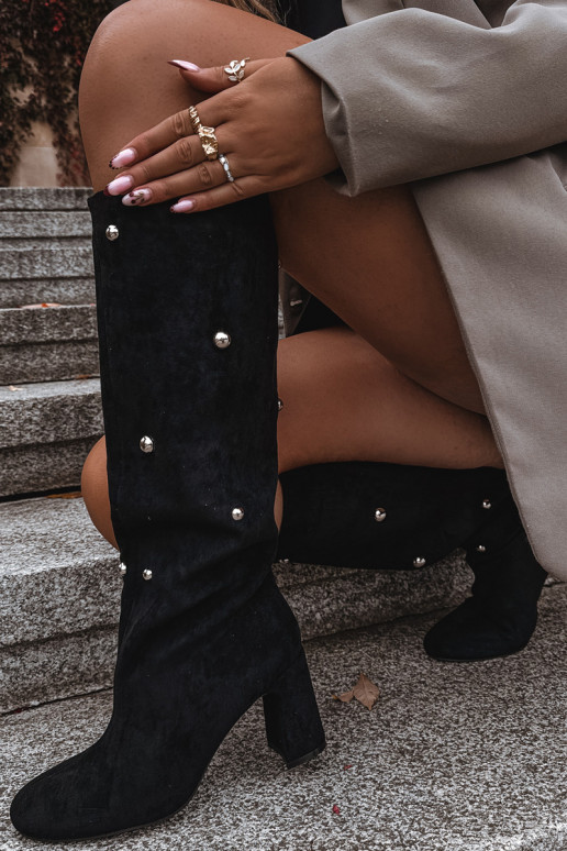 Šilti ilgaauliai batai su kulniukais Su puošniaisi Detalami juodos spalvos Lucinda