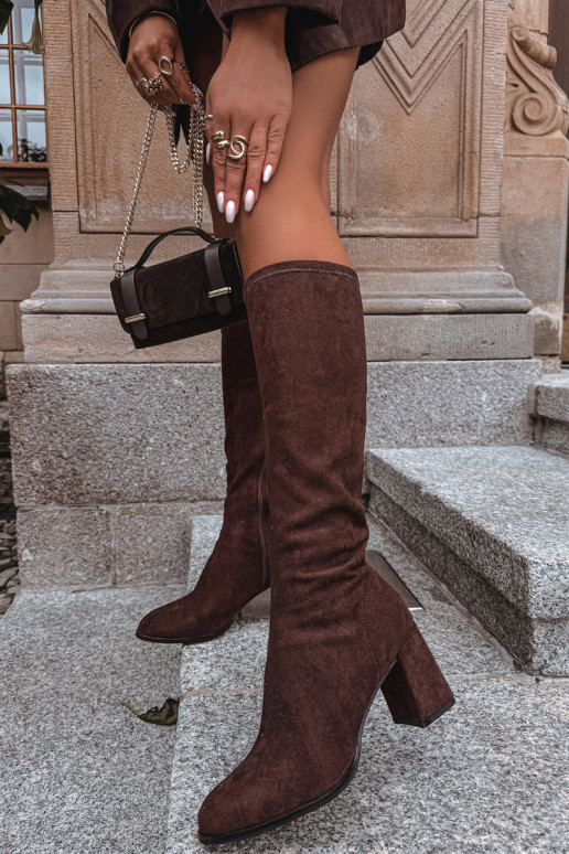 moteriški ilgaauliai batai su kulniukaissuiš eko zomšosu CzekoladoĮe Yelisse