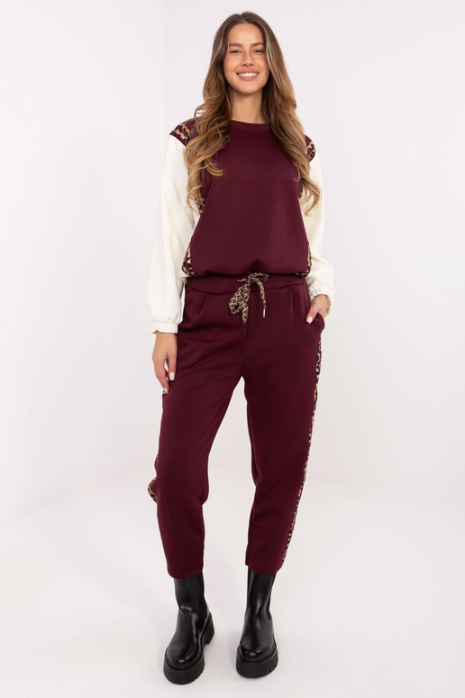 Komplektas IT bordo spalvos Komplektas IT bordo spalvos