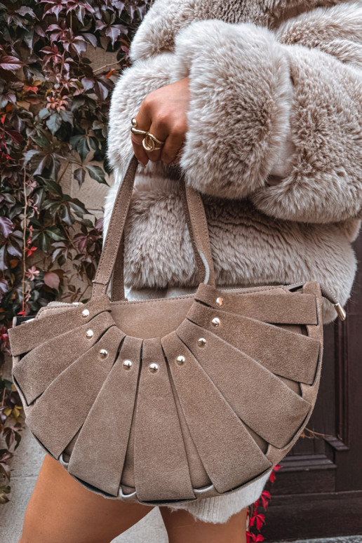 Rankinė Z Naturalnego Zamszu dramblio kaulo spalvos Tialine Rankinė Z Naturalnego Zamszu dramblio kaulo spalvos Tialine