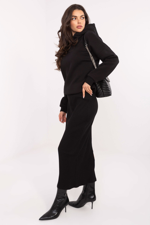 Mėlynas džemperis su užtrauktuku, juodas