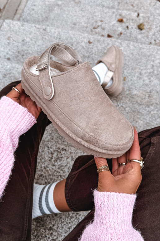 Moteriškos šiltos šlepetės su kailiuku viduje ir platforma smėlio spalvos Azida