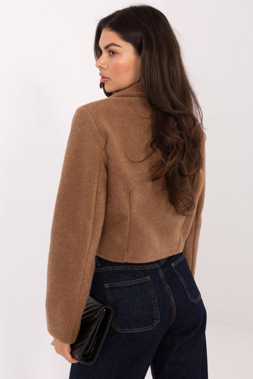 IT striukė karamelinės spalvos