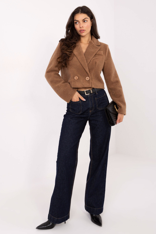 IT striukė karamelinės spalvos