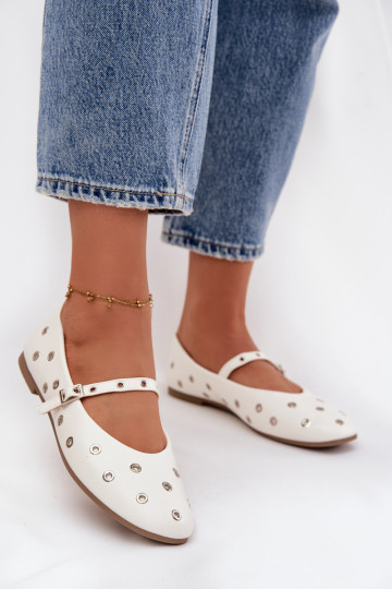 Balerinos  Ze sidabro spalvosmi Elementami baltos spalvos Marivon