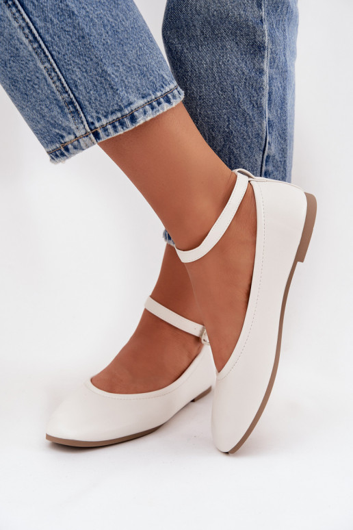 Balerinos  su dirželiais I su sagtimis baltos spalvos Janelor