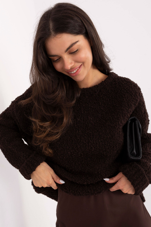 Megztinis tamsiai rudos spalvos