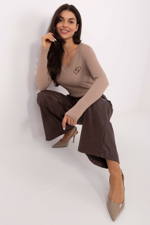 Tamsiai smėlio spalvos palaidinė