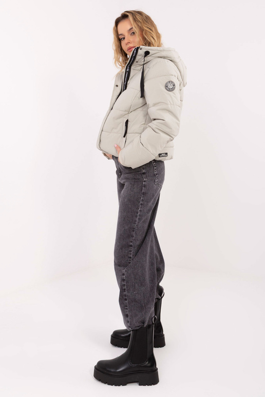 Striukė šviesiai pilka