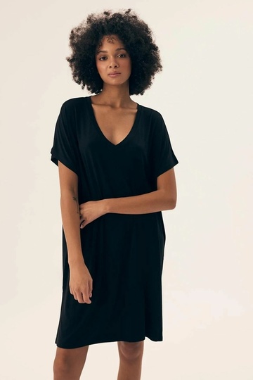  Naktiniai 220982 Henderson 