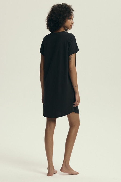  Naktiniai 220983 Henderson 