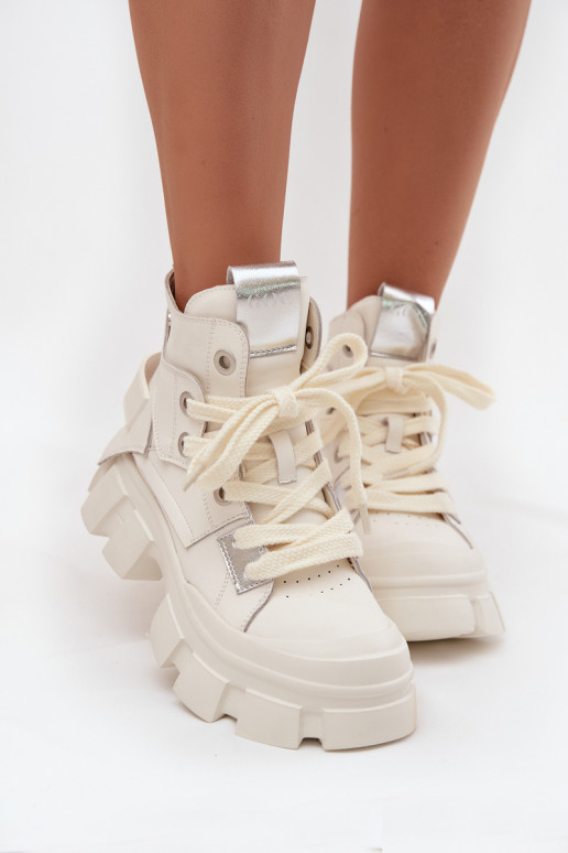 Odiniai pašiltinti sportinio stiliaus aulinukai GOE SS2N4055 baltos spalvos