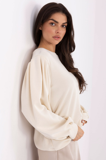 Mėlynas džemperis šviesiai...