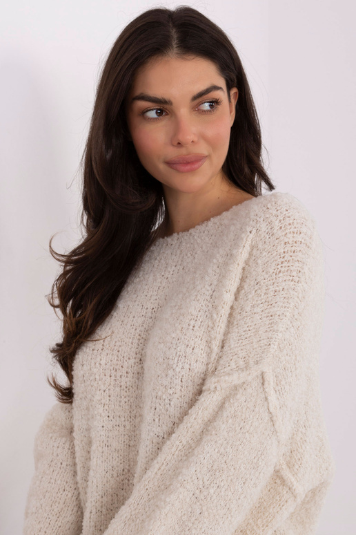 Megztinis IT šviesiai smėlio spalvos