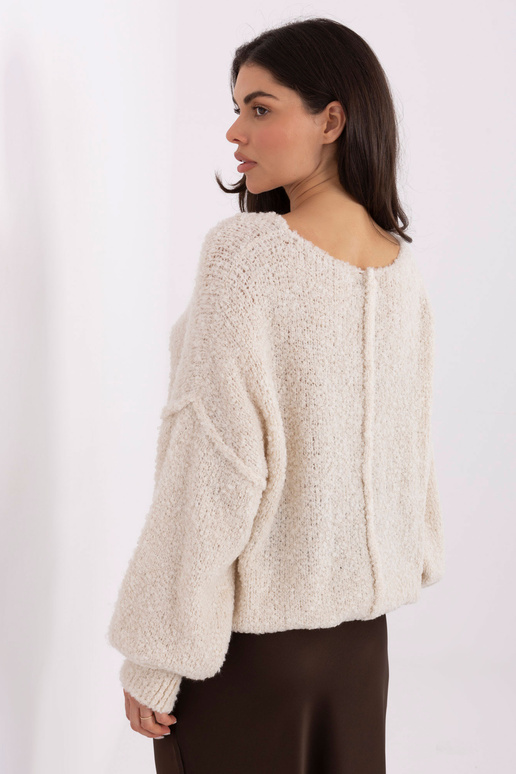 Megztinis IT šviesiai smėlio spalvos